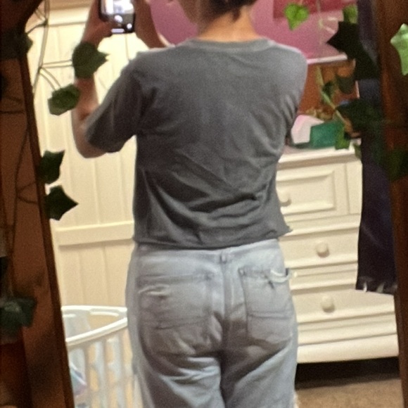 MTV daisy grey crop top Size S womens - Picture 3 of 3